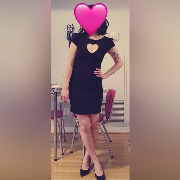 Cooperative (Urban Outfitters) black heart cutout ribbed mini bodycon dress - Picture 7 of 7